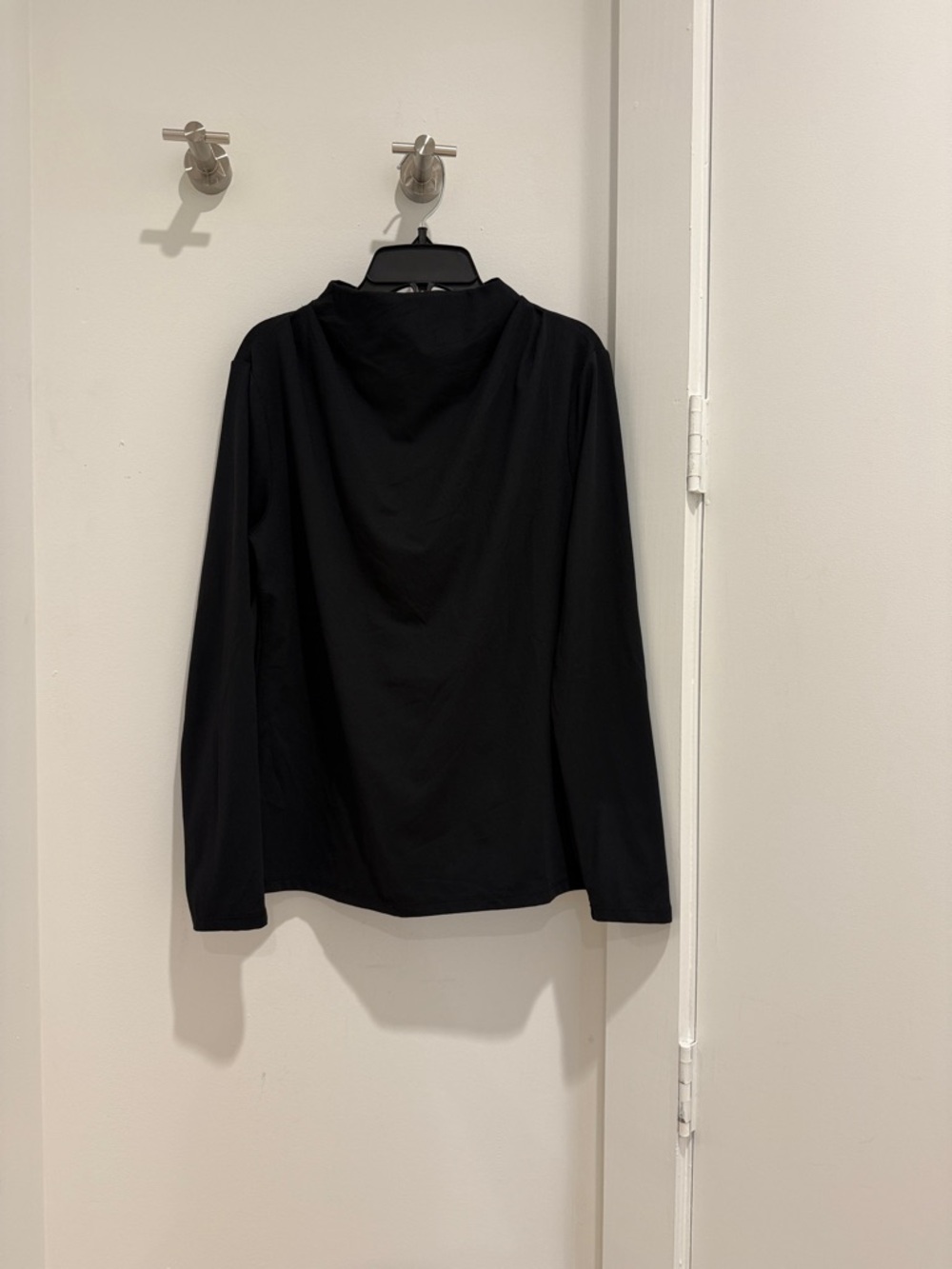 Ann Taylor Black Draped Neck Long Sleeve Top Pre Owned Black Womens M
